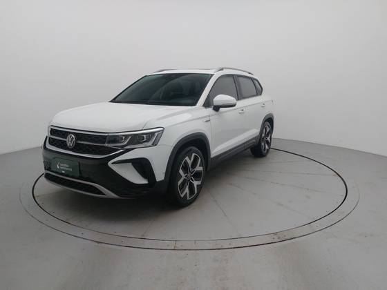 VOLKSWAGEN TAOS 1.4 250 TSI TOTAL FLEX HIGHLINE AUTOMÁTICO